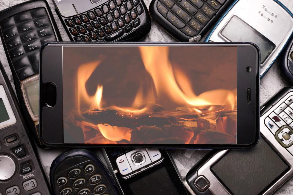 pile of smart phones - burner phone - privacywe